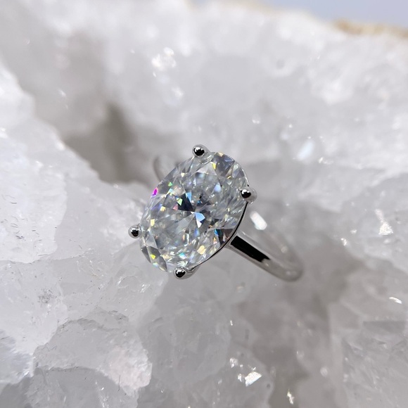 Jewelry - Oval Cut Moissanite Ring Solitaire Engagement Ring 4.5 Ct GRA Certified 18K /925